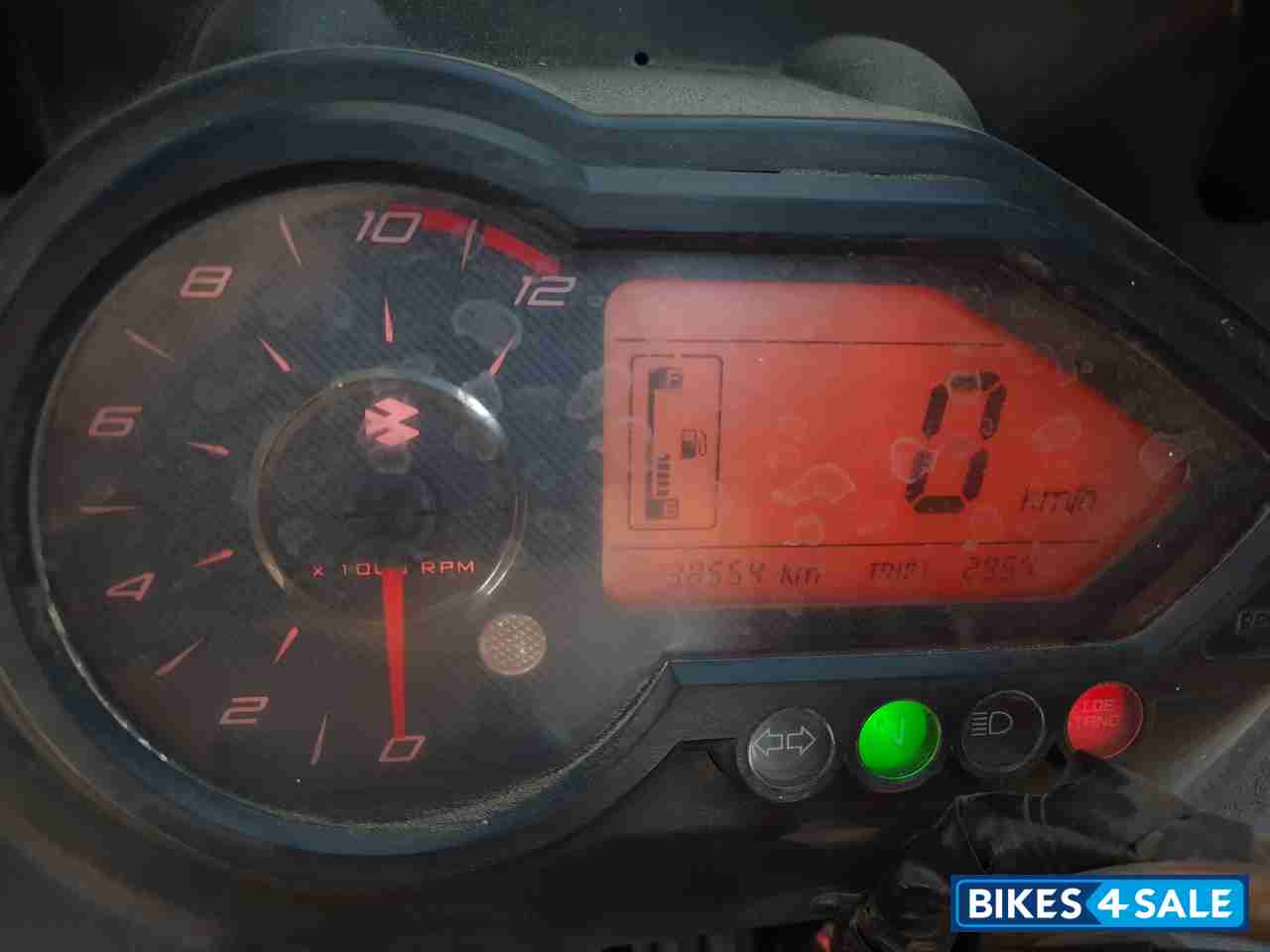 Wine Red Bajaj Pulsar 220 DTSFi