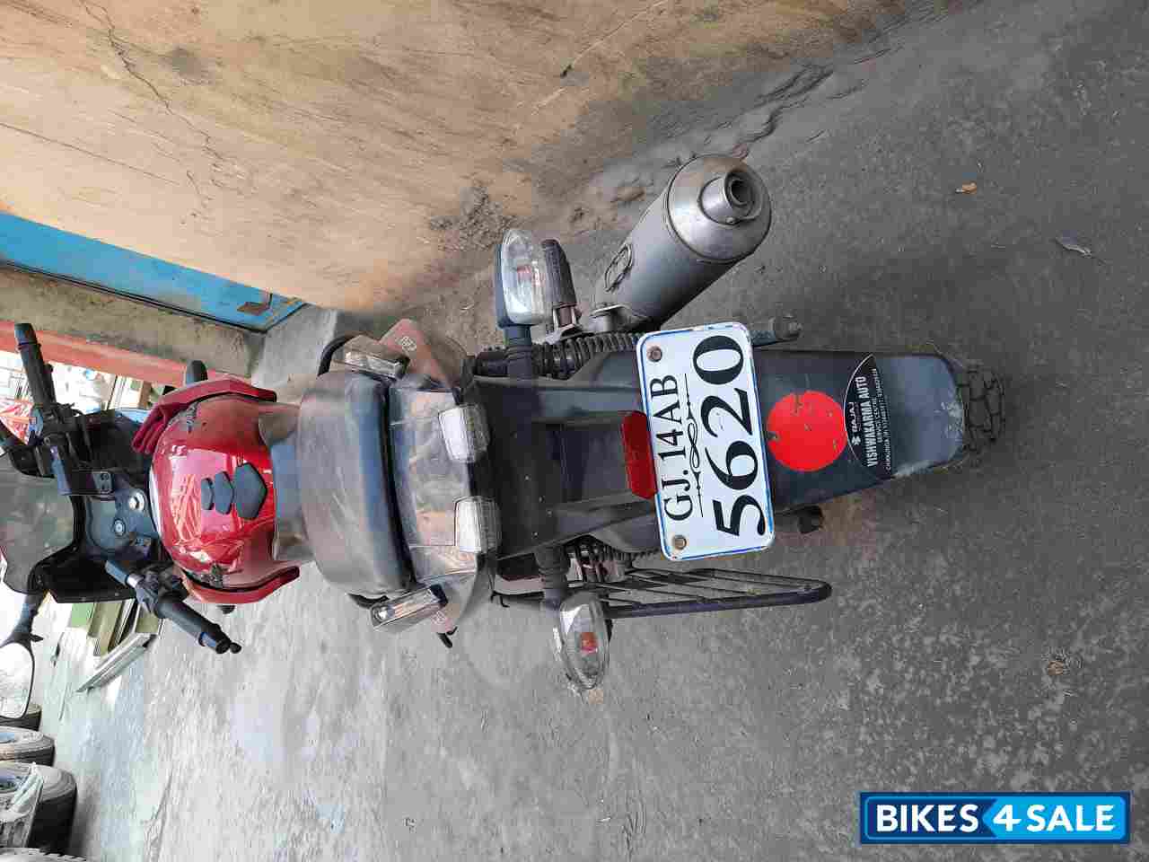 Wine Red Bajaj Pulsar 220 DTSFi