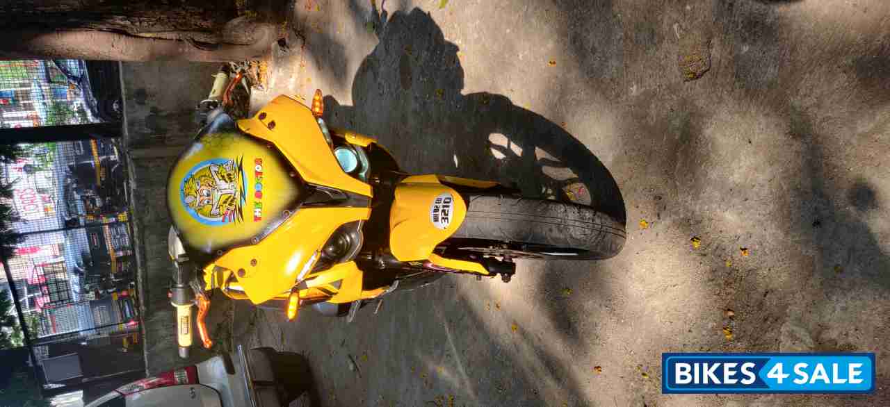 Yellow Bajaj Pulsar RS 200