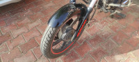 Black Bajaj Avenger 220 DTS-i