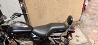 Black Bajaj Avenger 220 DTS-i