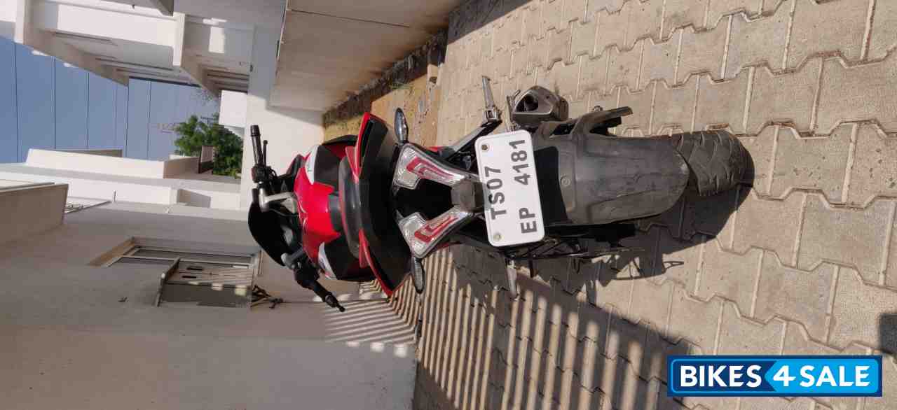 Red Bajaj Pulsar RS 200 ABS Red Bajaj Pulsar RS 200 ABS