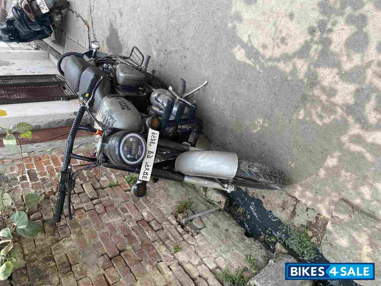 Royal Enfield Classic Gunmetal Grey