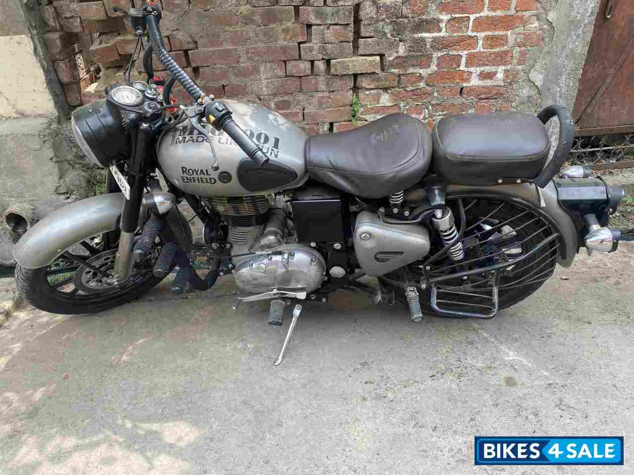 Royal Enfield Classic Gunmetal Grey