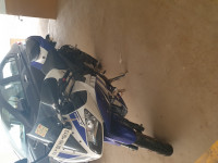 White Yamaha YZF R15 V2