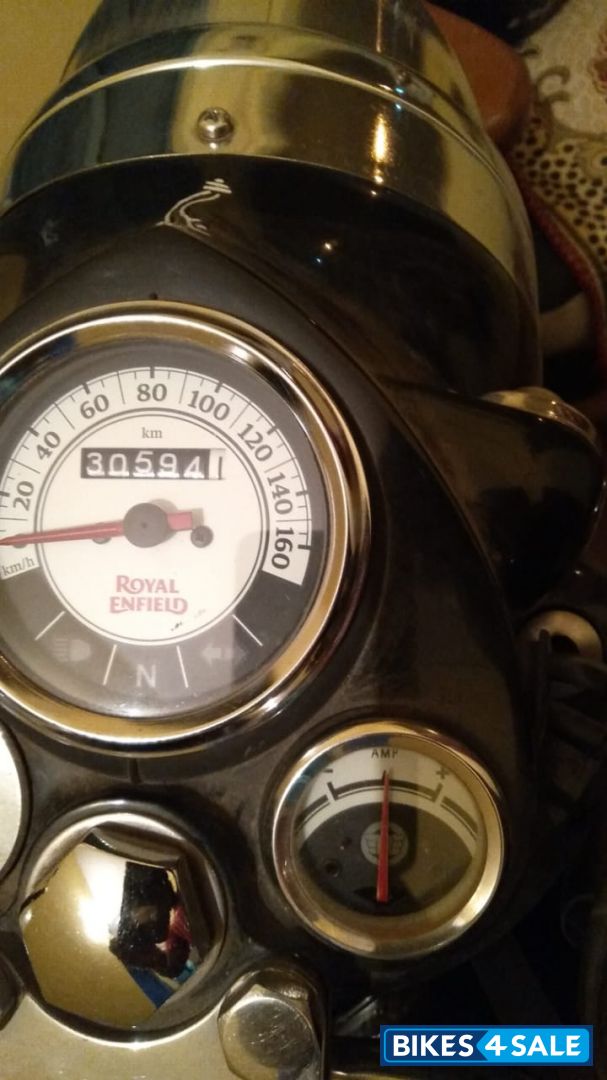 Black Royal Enfield Classic 350