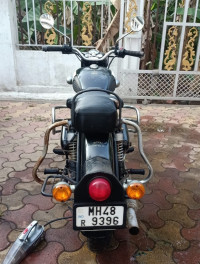 Black Royal Enfield Classic 350