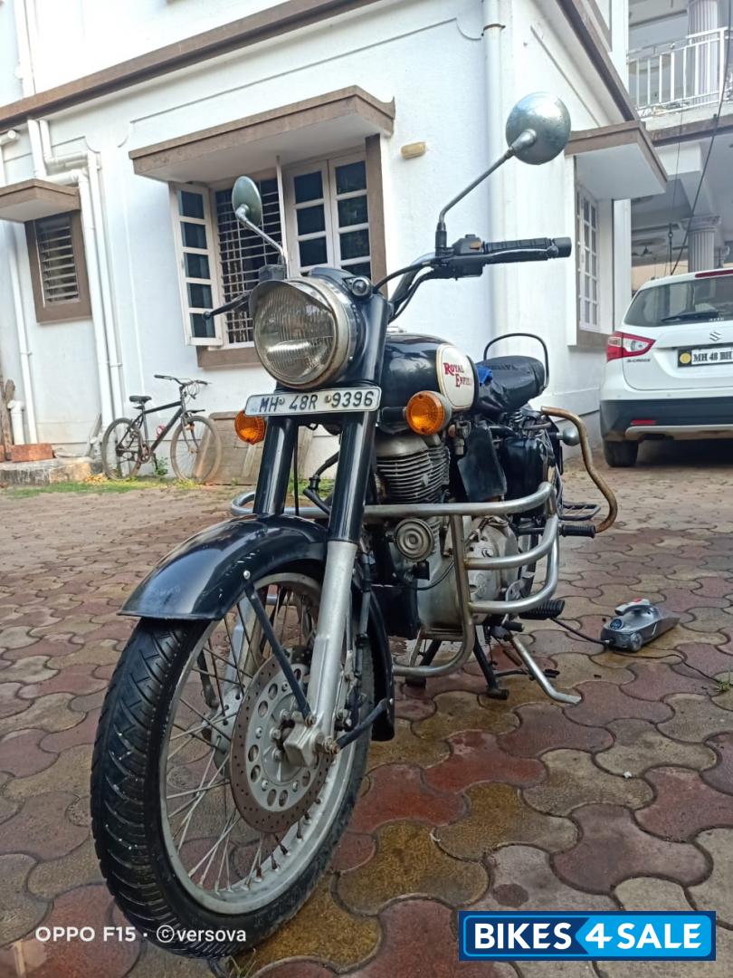 Black Royal Enfield Classic 350