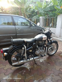Black Royal Enfield Classic 350