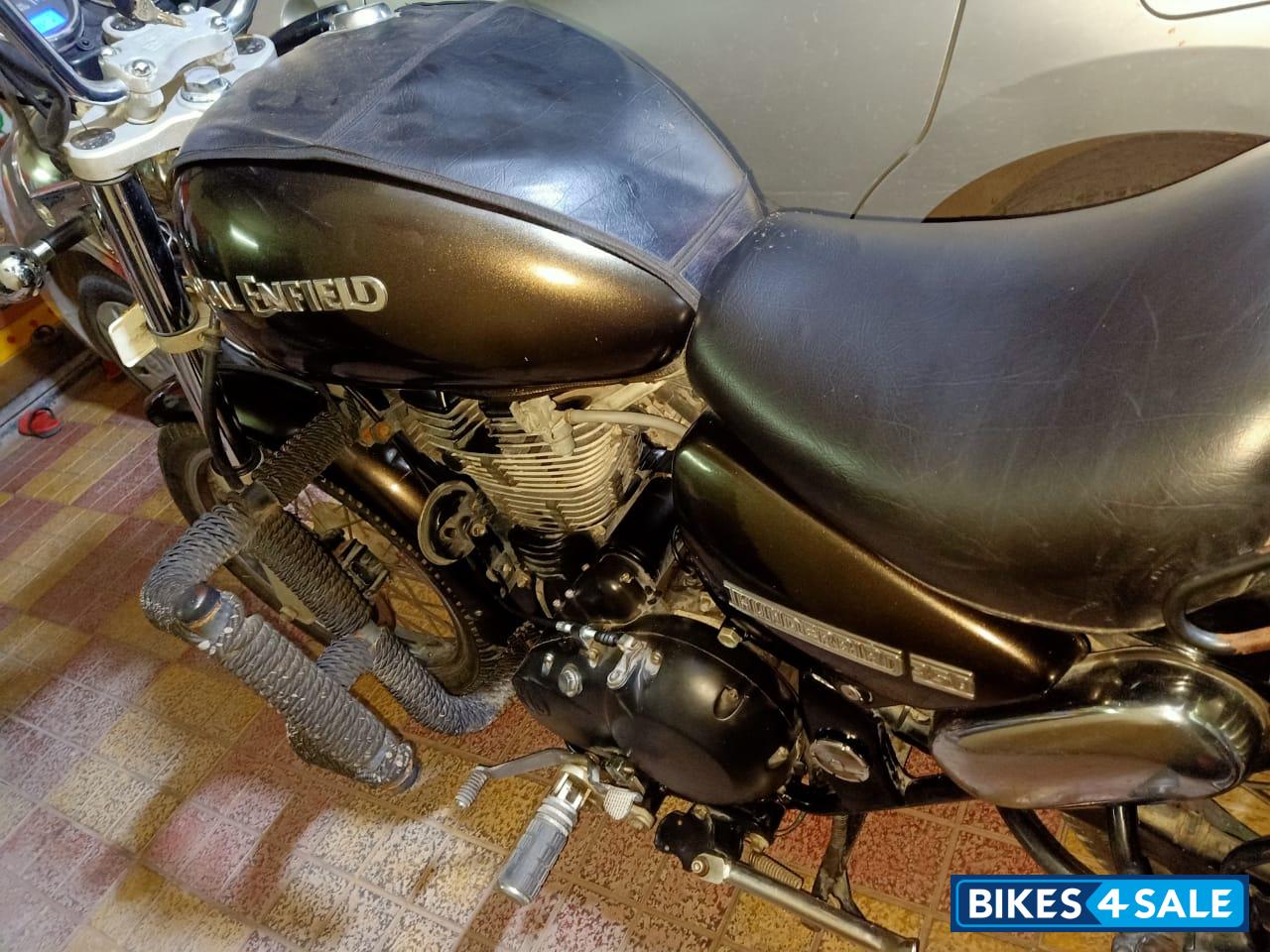 Lightning Royal Enfield Thunderbird 350 Lightning Royal Enfield Thunderbird 350