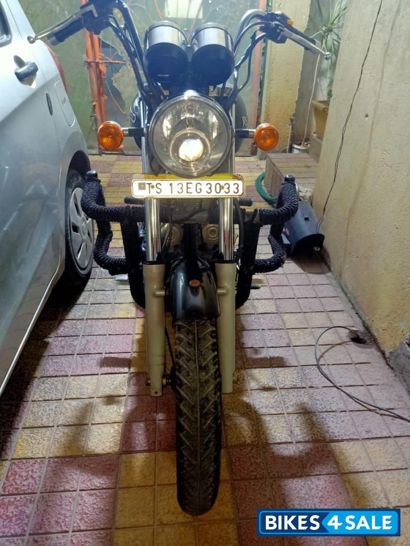 Lightning Royal Enfield Thunderbird 350 Lightning Royal Enfield Thunderbird 350