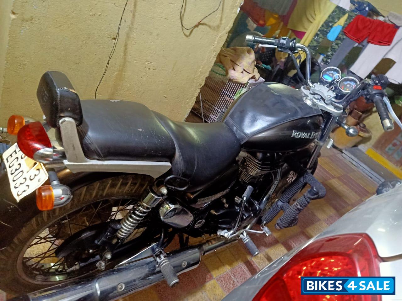 Lightning Royal Enfield Thunderbird 350 Lightning Royal Enfield Thunderbird 350