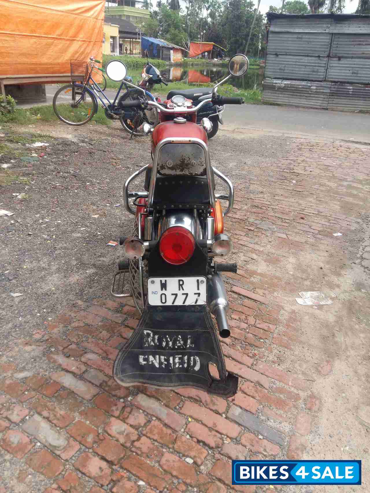 Red Royal Enfield Classic
