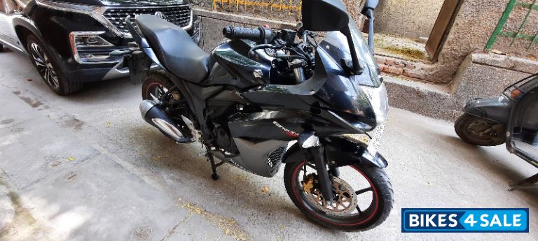 Suzuki Gixxer SF Suzuki Gixxer SF