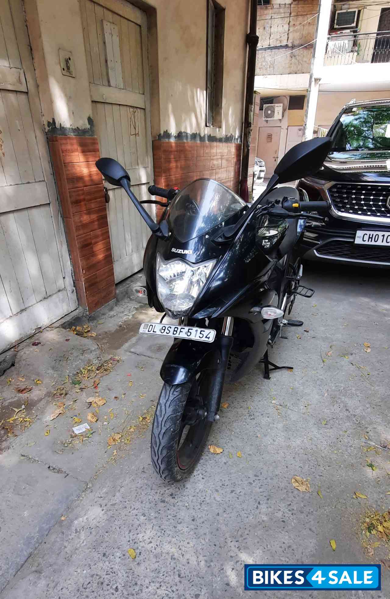 Suzuki Gixxer SF Suzuki Gixxer SF