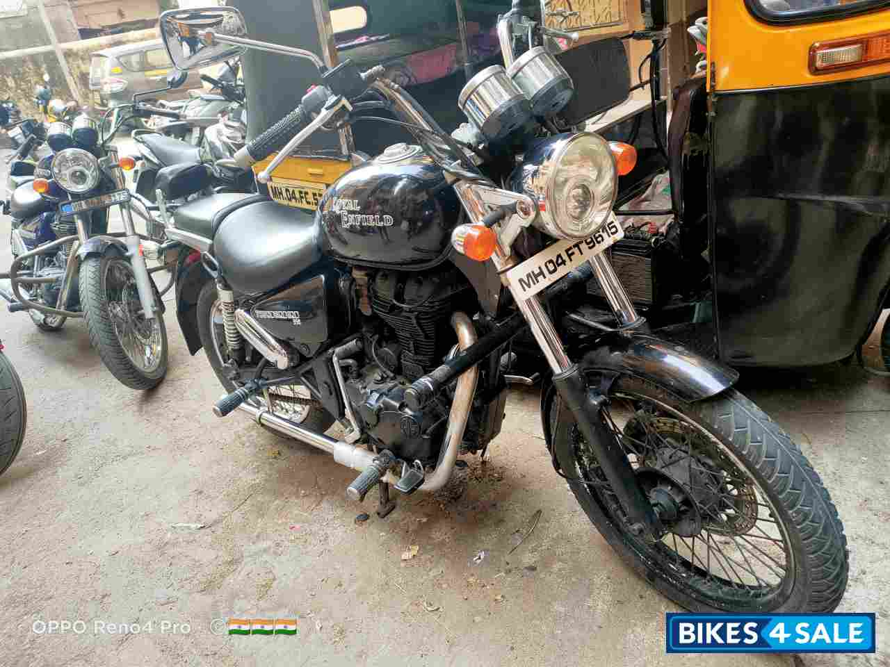 Flicker Black Royal Enfield Thunderbird 350 Flicker Black Royal Enfield Thunderbird 350