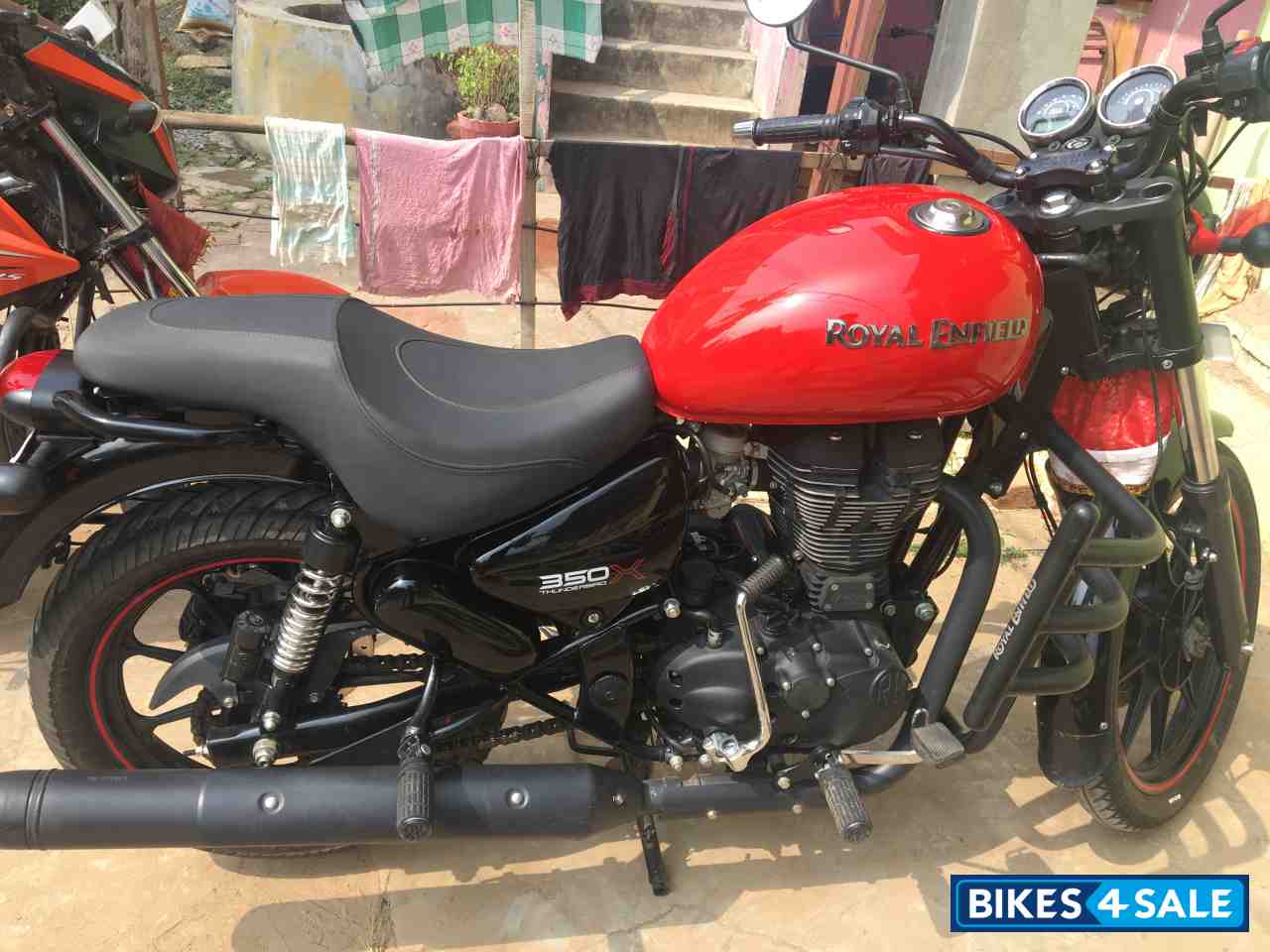Red Royal Enfield Thunderbird X 350