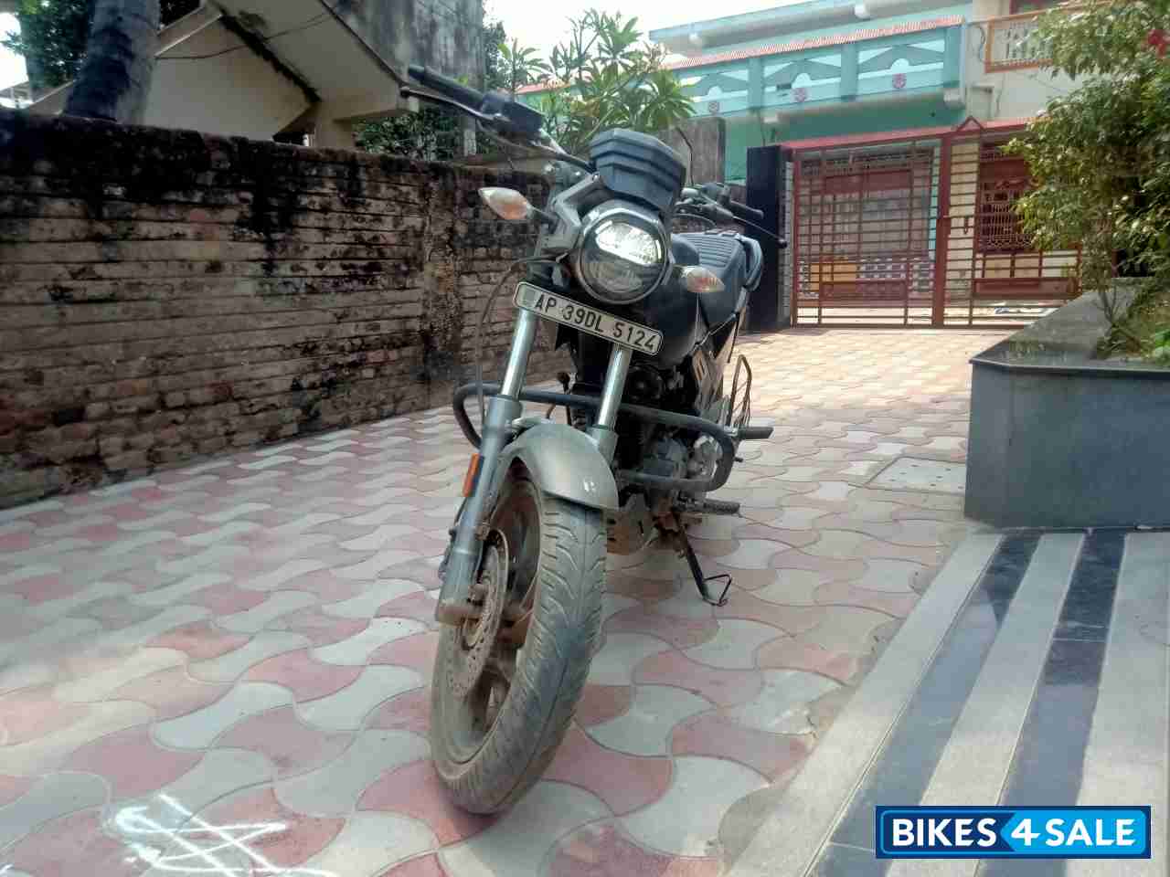 Black Hero XPulse 200T