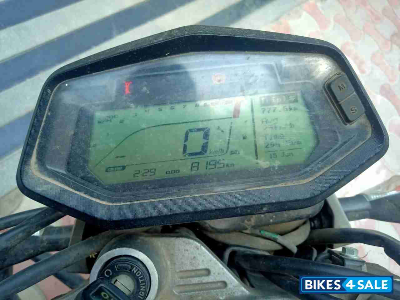 Black Hero XPulse 200T