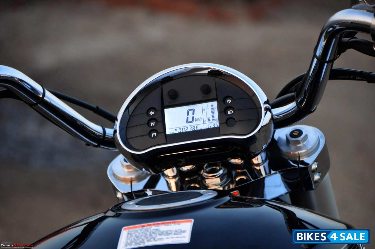 Black Hyosung Aquila Pro 650 Black Hyosung Aquila Pro 650