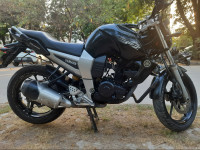 Black Yamaha FZ16