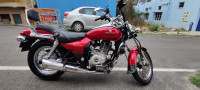Red Bajaj Avenger 220 DTS-i