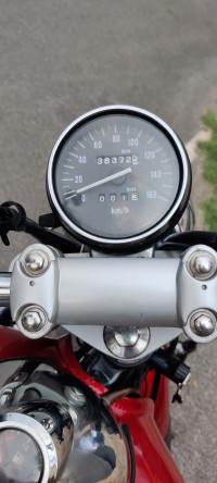 Red Bajaj Avenger 220 DTS-i