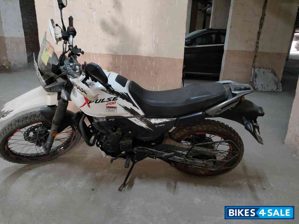Hero XPulse 200 BS6