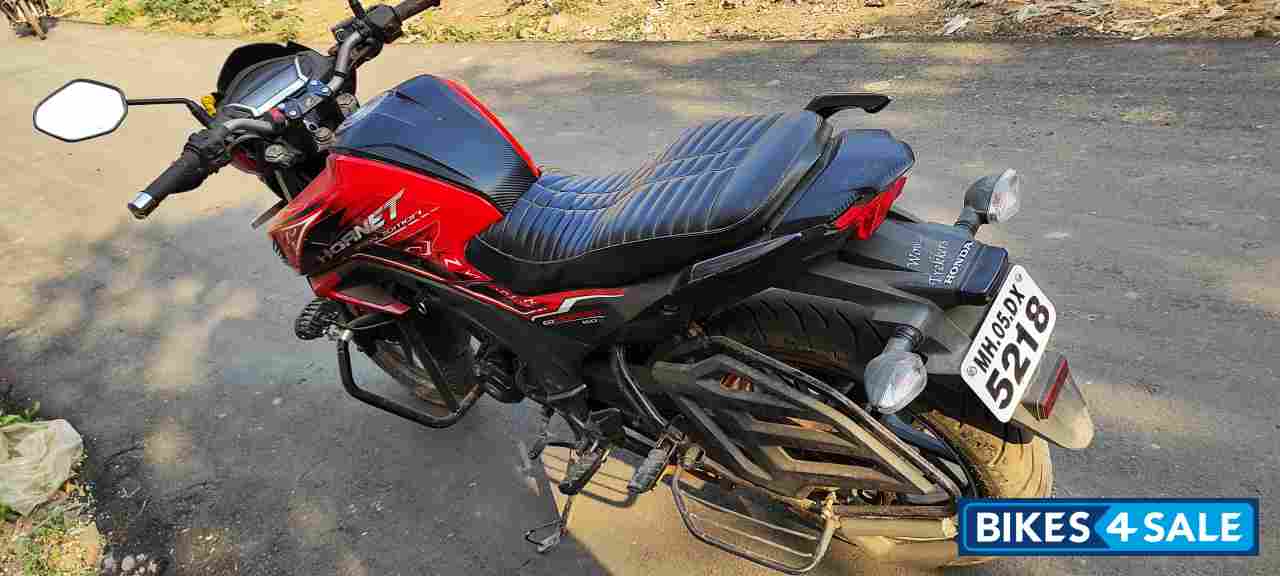 Red Honda CB Hornet 160R