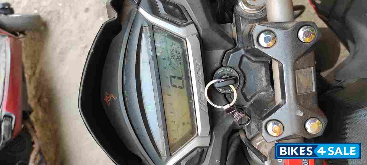 Red Honda CB Hornet 160R