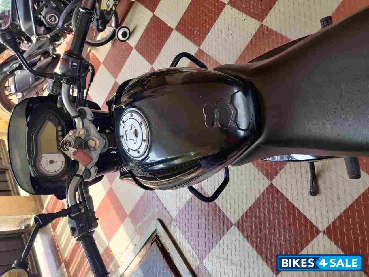 Bajaj Pulsar 200 DTSi