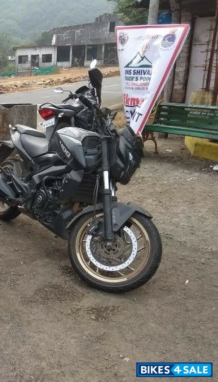 Black Bajaj Dominar 400 ABS BS6