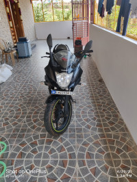 Black Suzuki Gixxer ABS
