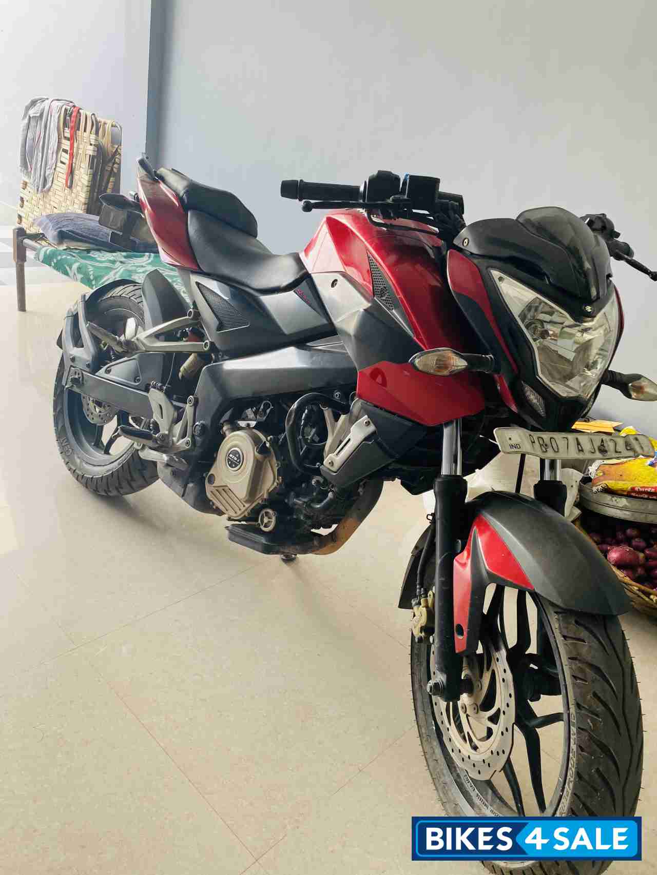 Bajaj Pulsar 200 NS
