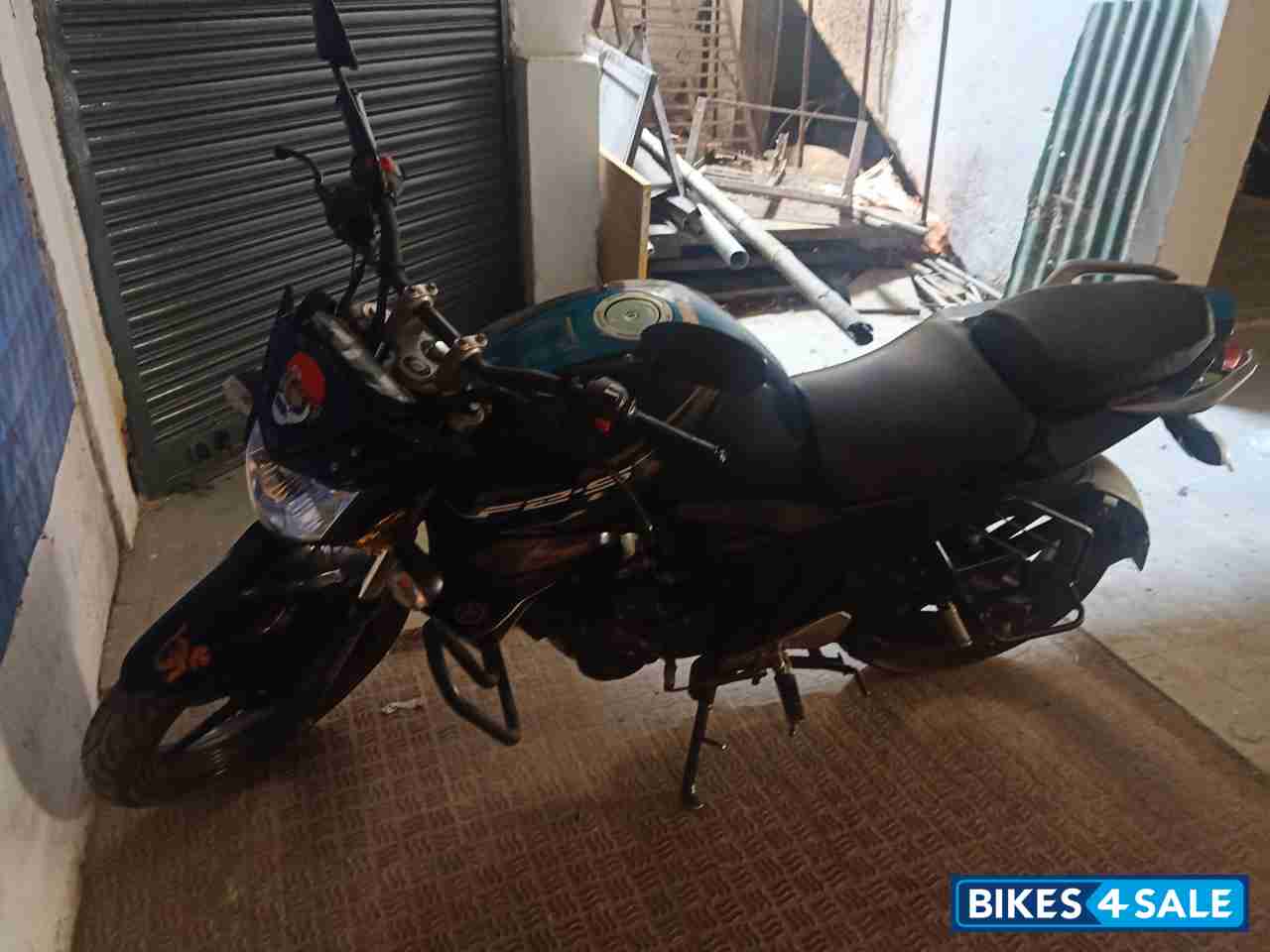 Blue N Black Yamaha FZ FI V2