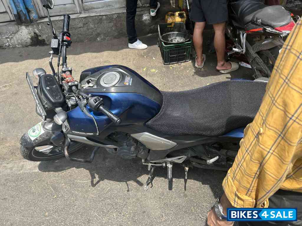 Mat Dark Purplish Bl Yamaha FZ-S FI V3