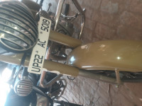 Royal Enfield Classic 500