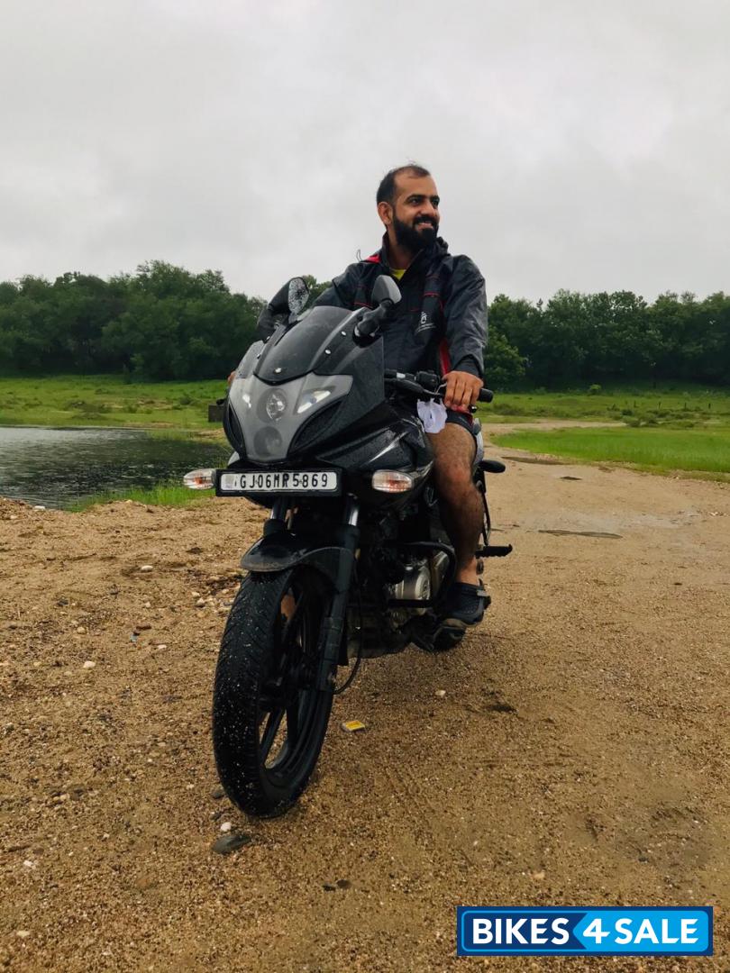 Bajaj Pulsar 220 DTSFi