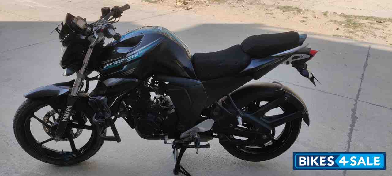 Yamaha FZ-S FI V2