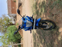 Blue Suzuki Gixxer SF
