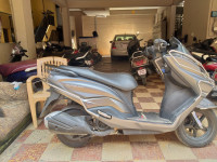 Suzuki Burgman Street