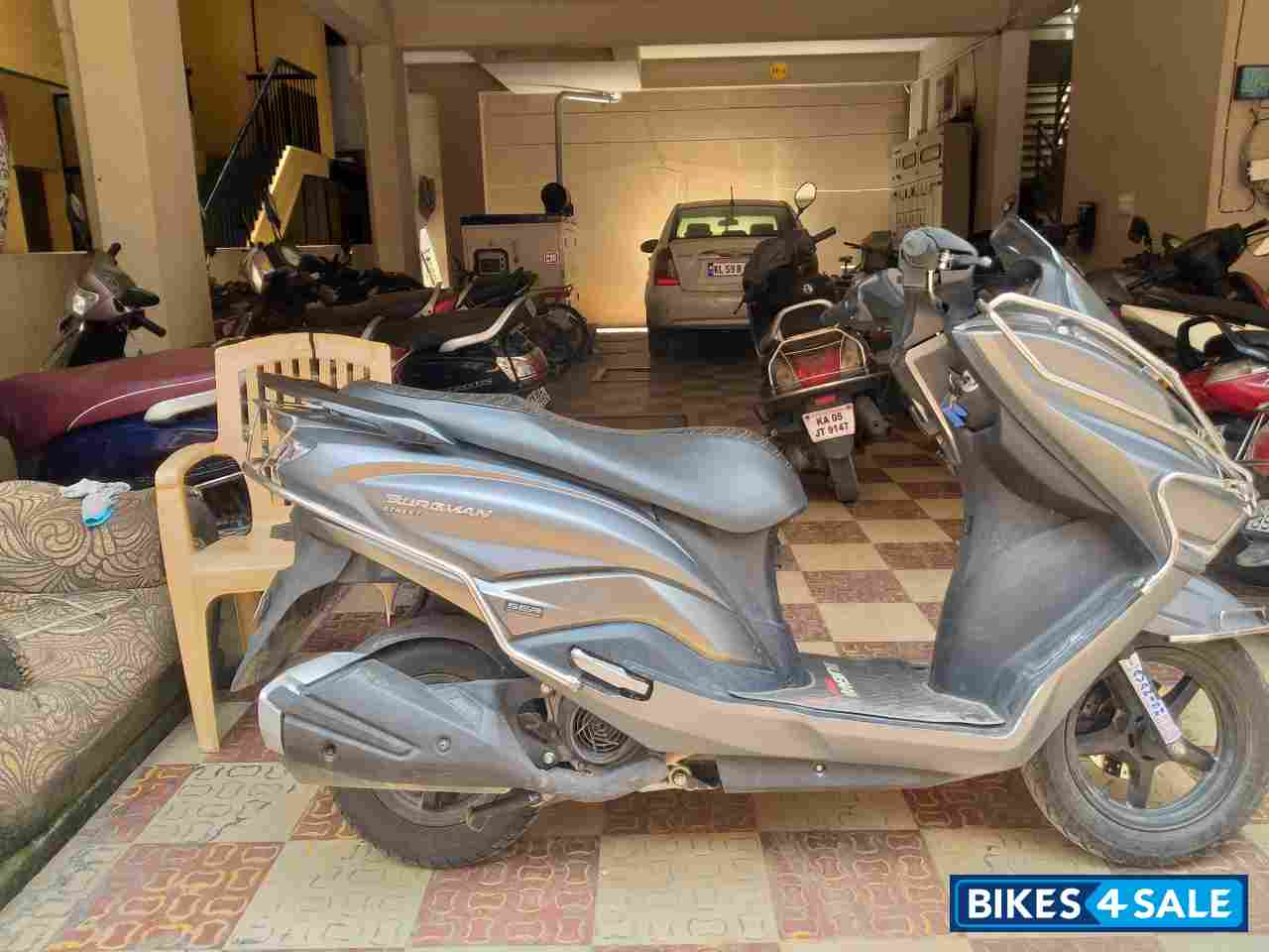 Suzuki Burgman Street