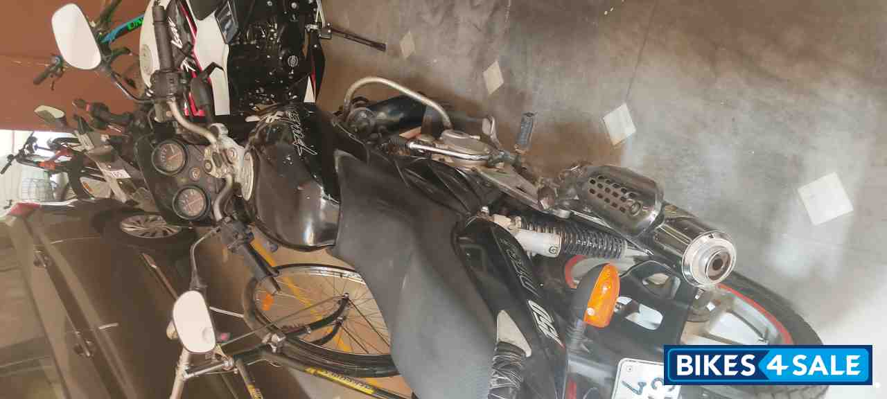 Black Bajaj Pulsar 150 DTSi