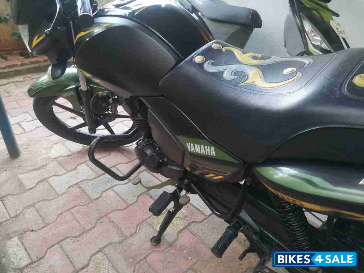 Military Green Special Edition Yamaha Saluto 125