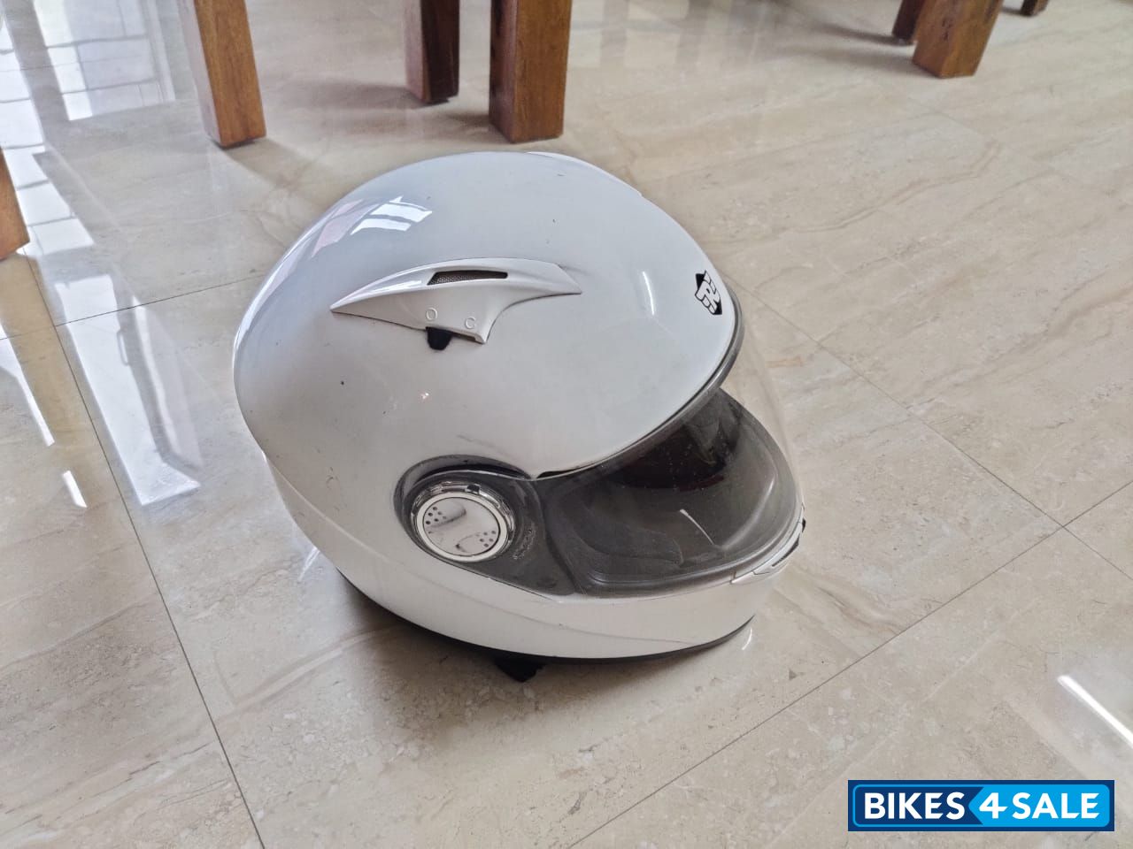 Chestnut Royal Enfield Classic 350