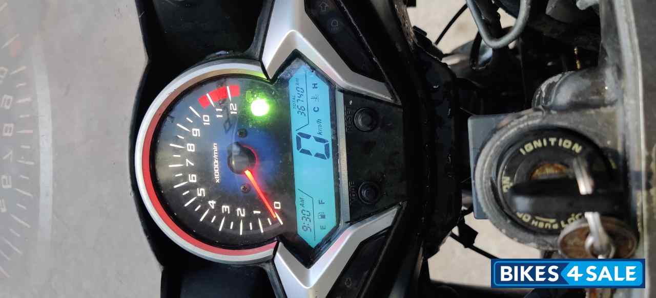 Black Honda CBR 250R