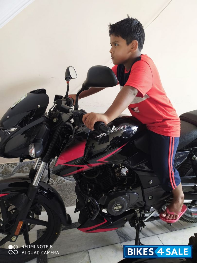 Red Black Bajaj Pulsar 150 Twin Disc BS6