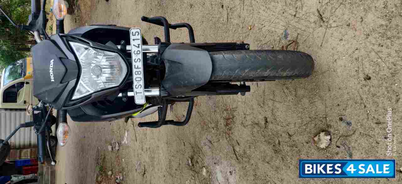 Max Axis Gray Metallic Honda CB Hornet 160R