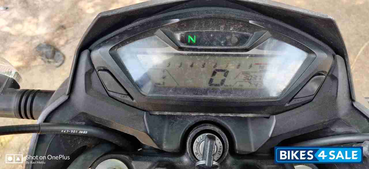 Max Axis Gray Metallic Honda CB Hornet 160R