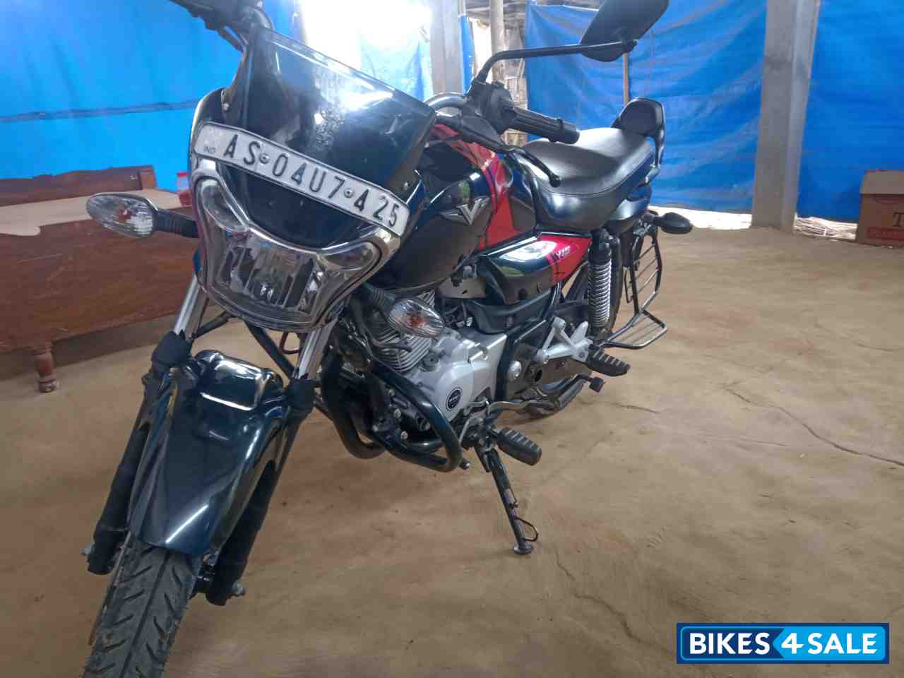 Ebony Black Bajaj V15
